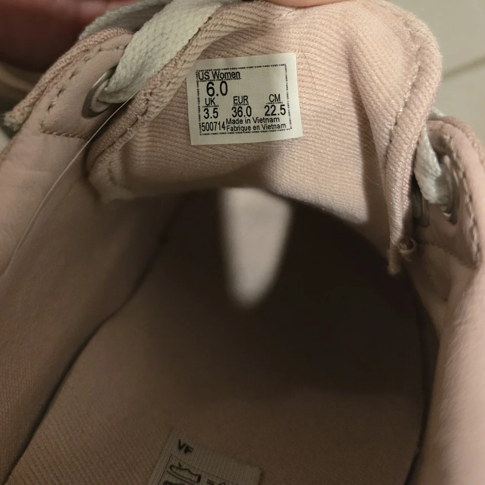 Pink Vans - Picture 3 of 8